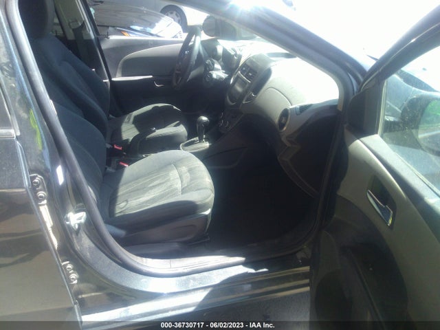 Chevrolet SONIC LT 2016 1G1JC6SH8G4141671 Image 5