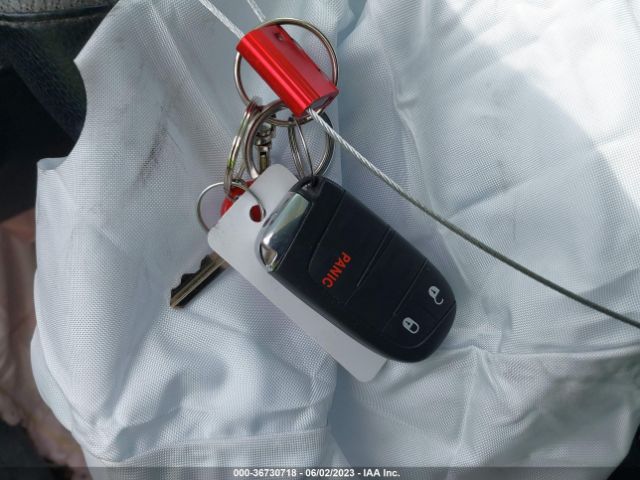 3C4NJDBB9HT674980 Jeep Compass Latitude