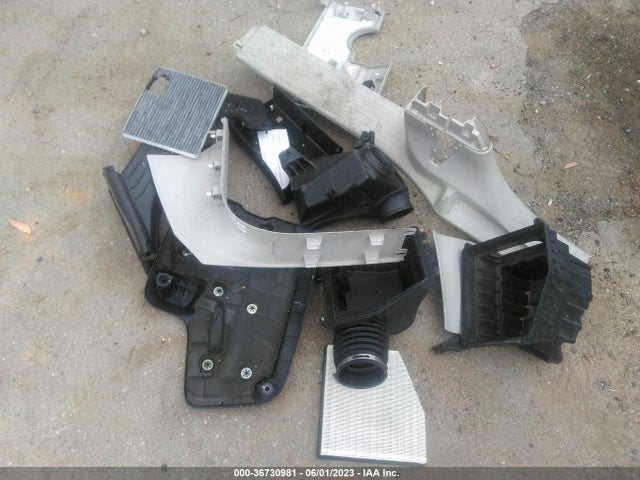 Chrysler PACIFICA L 2018 2C4RC1AG8JR275087 Image 6