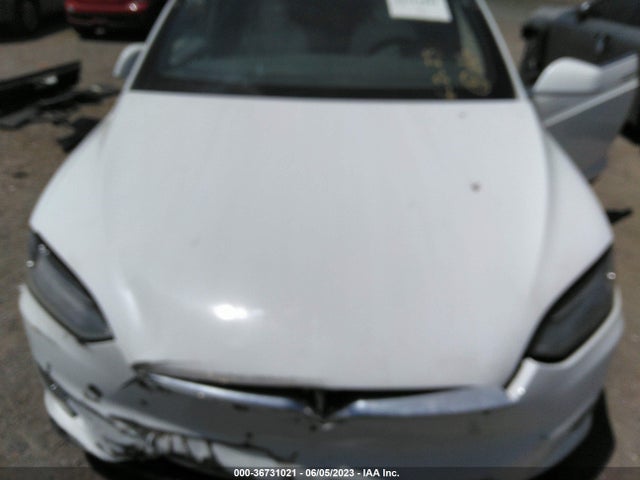 Tesla Model X 70d/90d/75d/60d 2016 5YJXCAE26GF010789 Image 10
