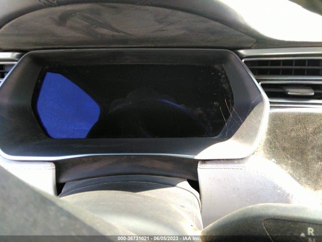 Tesla Model X 70d/90d/75d/60d 2016 5YJXCAE26GF010789 Image 7