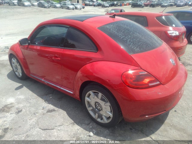 2012 VOLKSWAGEN BEETLE 2.5L W/SUN/SOUND/NAV VIN: 3VWJX7AT1CM656675