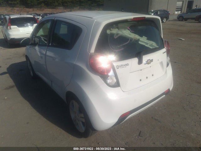 Chevrolet Spark Lt 2015 KL8CD6S9XFC762381 Image 4