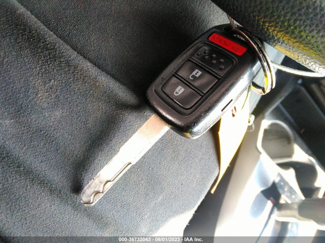 Honda FIT LX 2017 JHMGK5H5XHS023824 Image 11