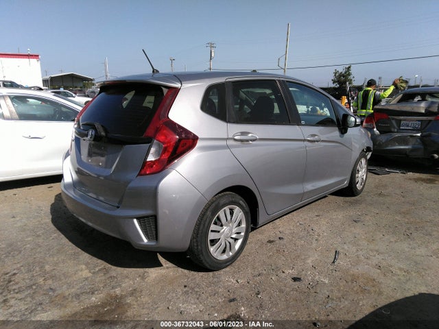 Honda FIT LX 2017 JHMGK5H5XHS023824 Image 4