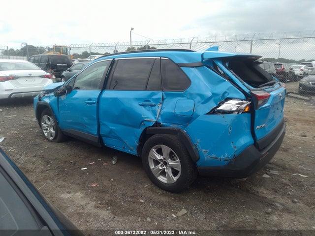 2021 TOYOTA RAV4 XLE VIN: 2T3P1RFV5MC142740