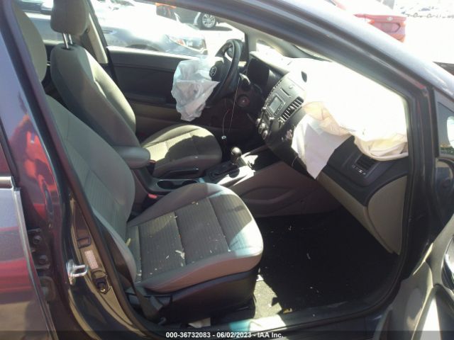 KNAFX4A68G5522174 KIA FORTE LX