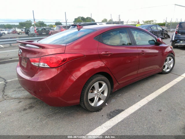 2013 HYUNDAI ELANTRA GLS VIN: 5NPDH4AE4DH377757