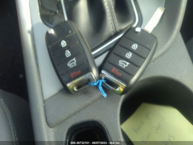 KNDCB3LC0H5056100 KIA NIRO FE