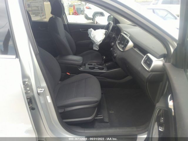 5XYPG4A52JG342623 KIA Sorento Lx V6