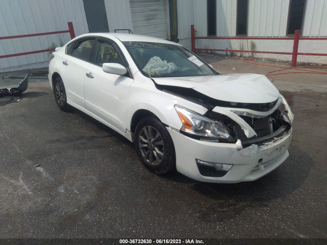 2015 1N4AL3AP7FN908620 main image