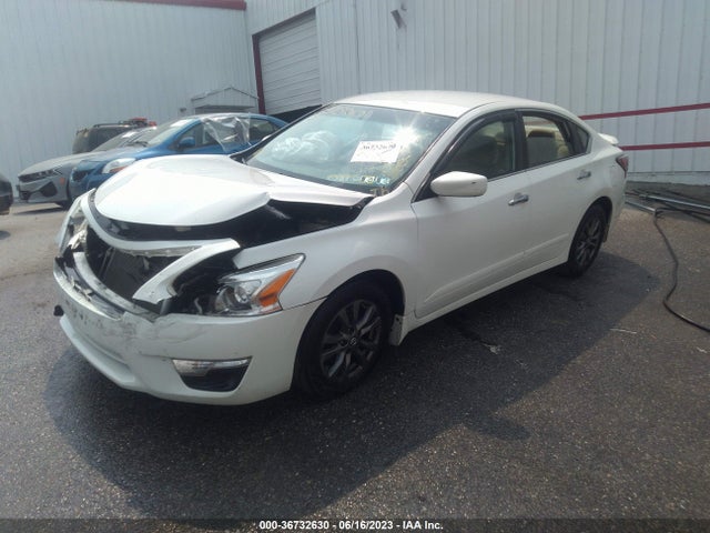 Nissan Altima 2.5 S 2015 1N4AL3AP7FN908620 Image 2