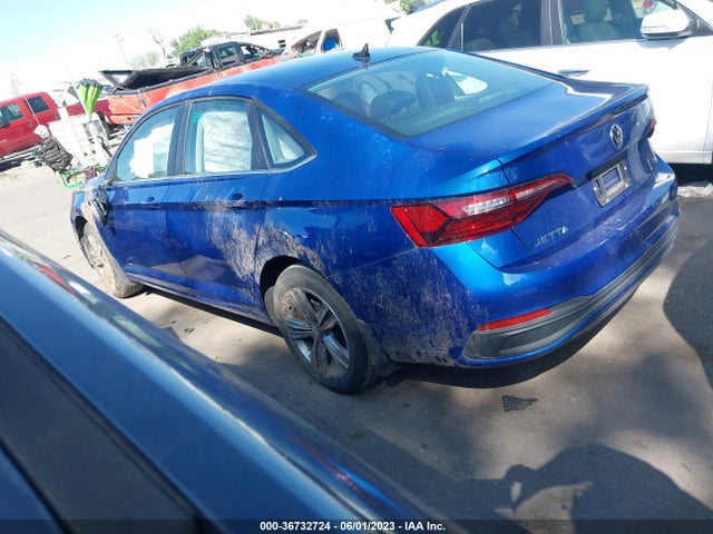 3VWEM7BU6NM008818 Volkswagen JETTA SE