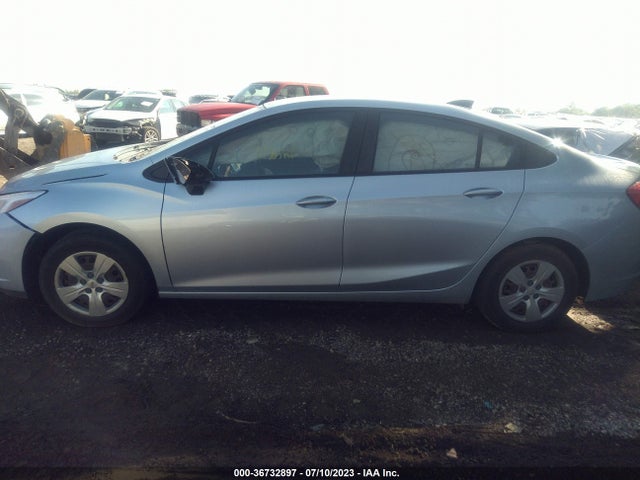 Chevrolet Cruze Ls Auto 2018 1G1BC5SM8J7199507 Image 12