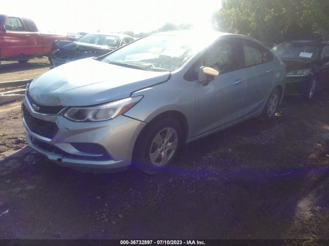 Chevrolet Cruze Ls Auto 2018 1G1BC5SM8J7199507 Image 2