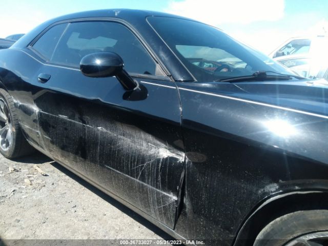2C3CDZAG9JH202290 Dodge Challenger Sxt Plus