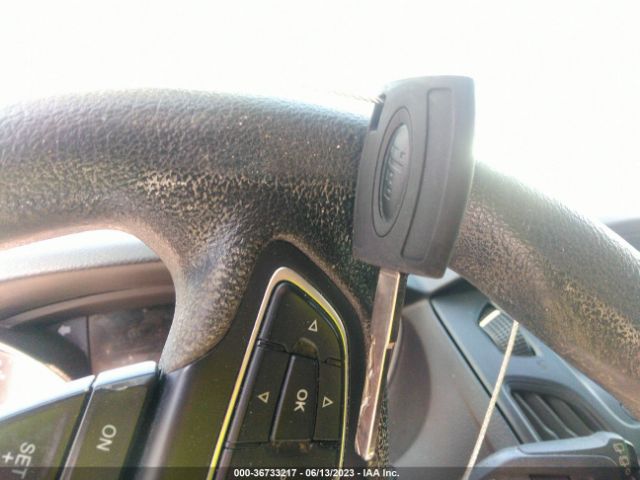 1FADP3K28FL301433 Ford FOCUS SE