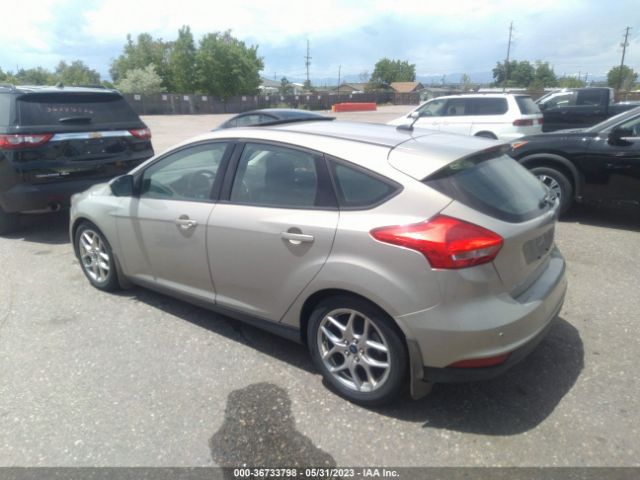 1FADP3K23FL277932 Ford FOCUS SE