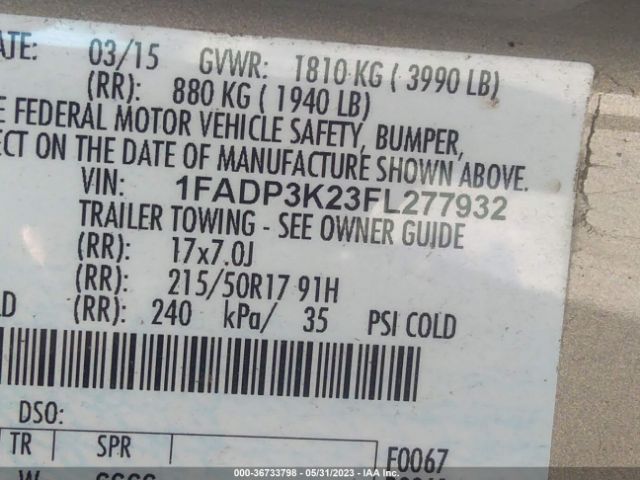 1FADP3K23FL277932 Ford FOCUS SE