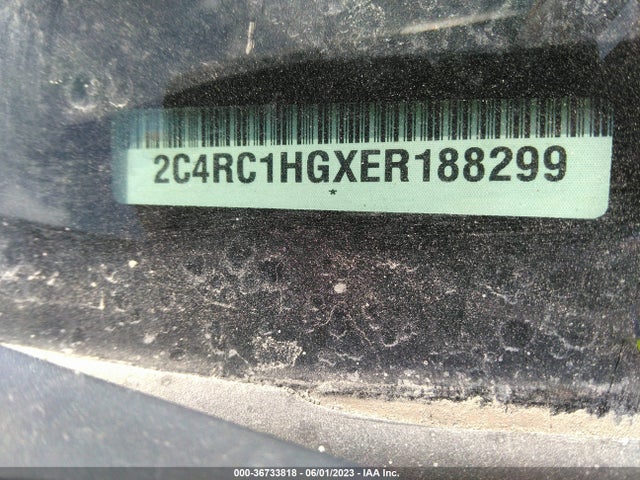 2C4RC1HGXER188299 Chrysler Town & Country S