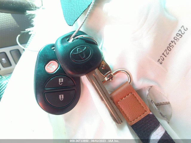 Toyota Tacoma Prerunner 2014 3TMJU4GN1EM167781 Image 3