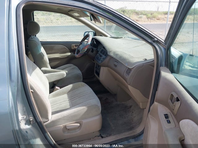 1999 TOYOTA SIENNA LE/XLE VIN: 4T3ZF13C5XU096103