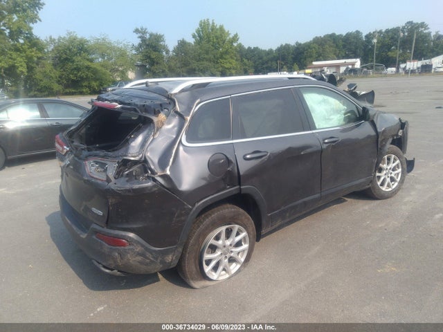 1C4PJMCB3HW599078 Jeep Cherokee Latitude