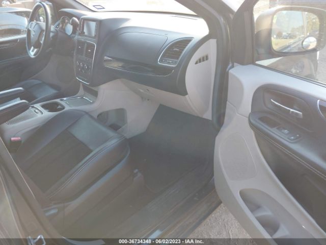 2C4RDGCG4JR324637 Dodge Grand Caravan Sxt