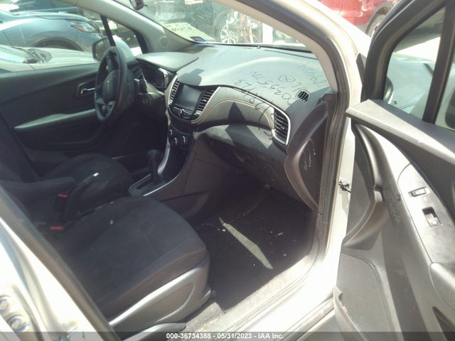 Chevrolet TRAX LS 2017 3GNCJKSB3HL189429 Image 7