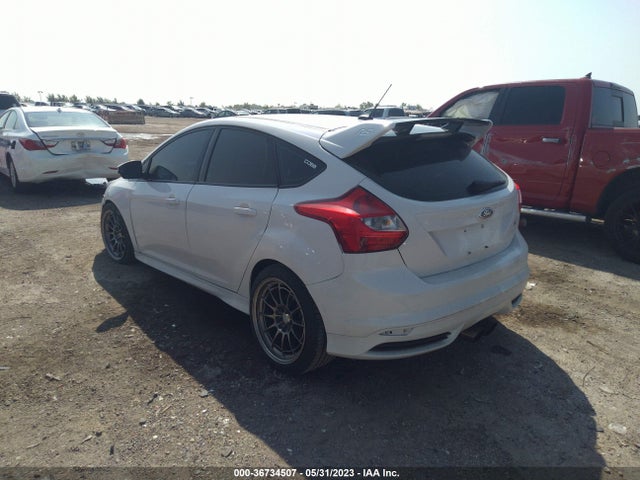 2014 FORD FOCUS ST VIN: 1FADP3L96EL147539