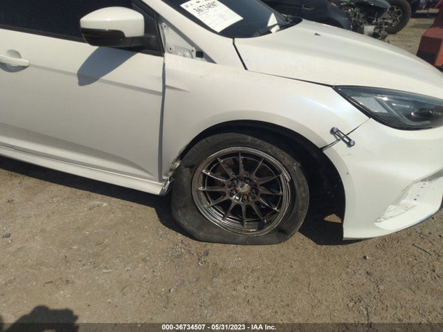 2014 FORD FOCUS ST VIN: 1FADP3L96EL147539