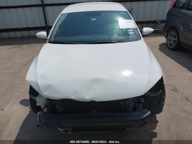 3VW4S7AJ8EM361571 Volkswagen Jetta Sedan Gli