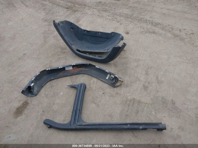1C4HJXDGXJW138871 Jeep Wrangler Unlimited Sport