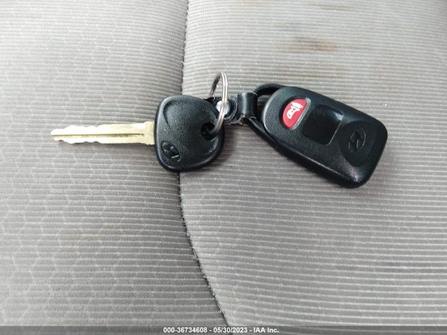 2018 HYUNDAI ELANTRA SE VIN: 5NPD74LF2JH293361