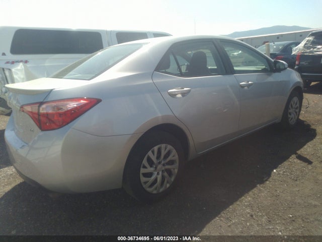 Toyota COROLLA LE 2018 2T1BURHE2JC990321 Image 4