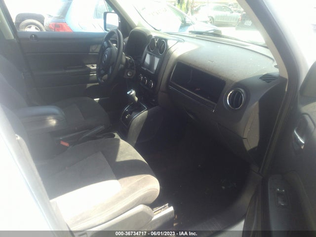 1C4NJPBA1FD284239 Jeep Patriot Sport