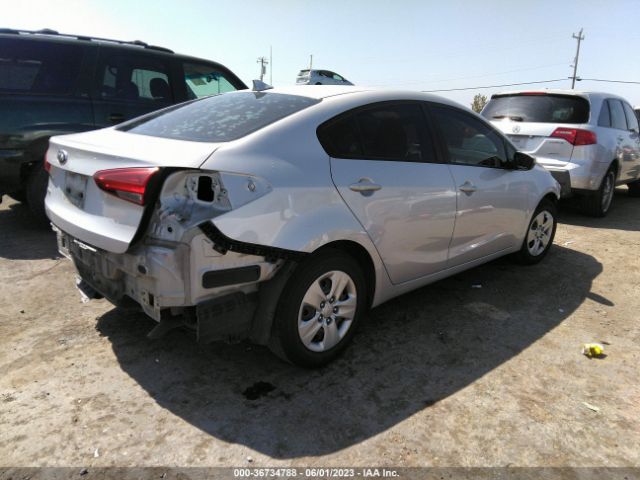 3KPFK4A71HE098997 KIA FORTE LX