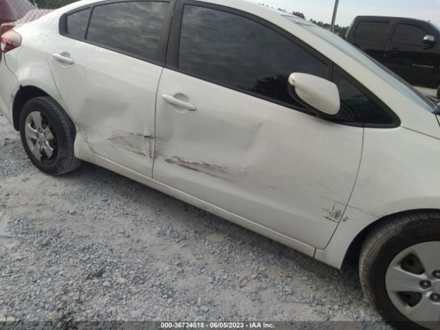 3KPFK4A74HE021380 KIA FORTE LX