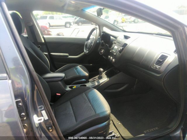 KNAFX4A60G5608076 KIA FORTE LX
