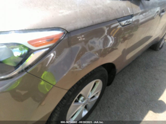 KIA Soul Base 2016 KNDJN2A29G7293044 Image 7