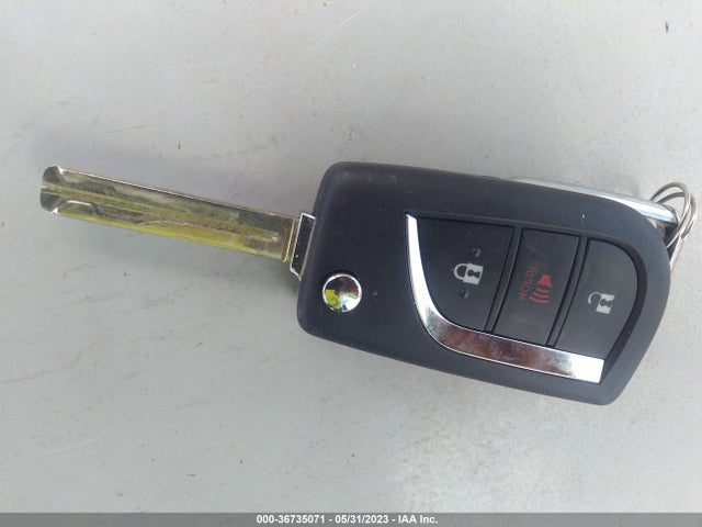 Toyota Rav4 Hybrid Le 2021 JTMM6RFV8MD043314 Image 3