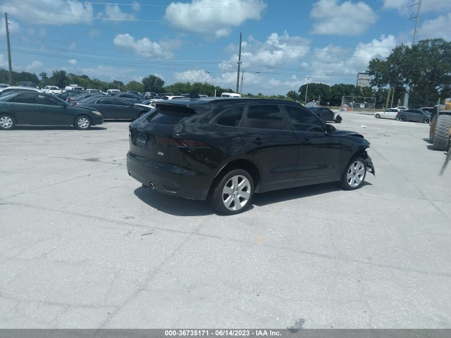 2017 JAGUAR F-PACE SADCJ2BV3HA497473 Photo 3