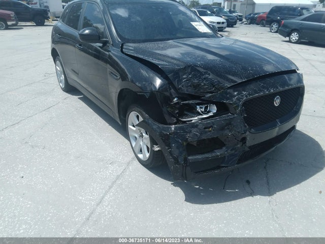2017 JAGUAR F-PACE SADCJ2BV3HA497473 Photo 5