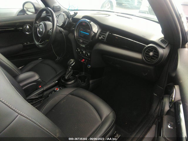 WMWWG5C5XK3H08090 Mini Convertible Cooper