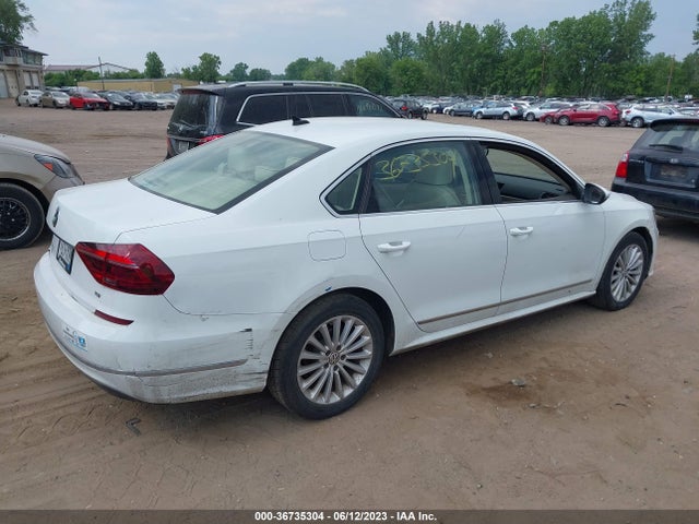 1VWBT7A32HC078420 Volkswagen Passat 1.8t Se
