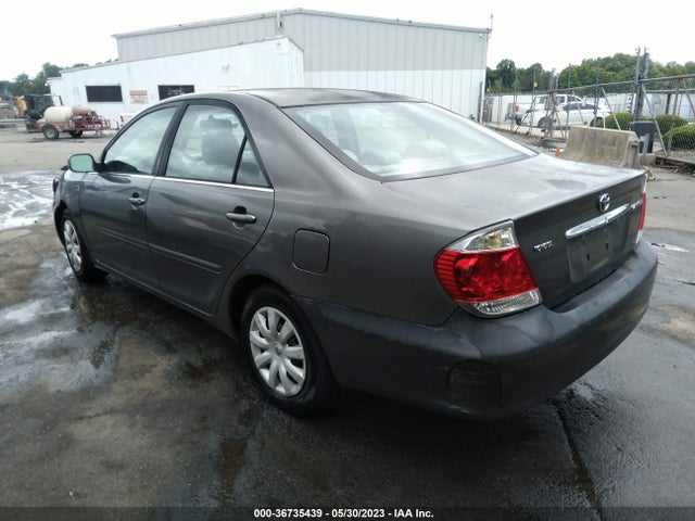 2005 TOYOTA CAMRY STD/LE/SE/XLE VIN: 4T1BE32K75U558045