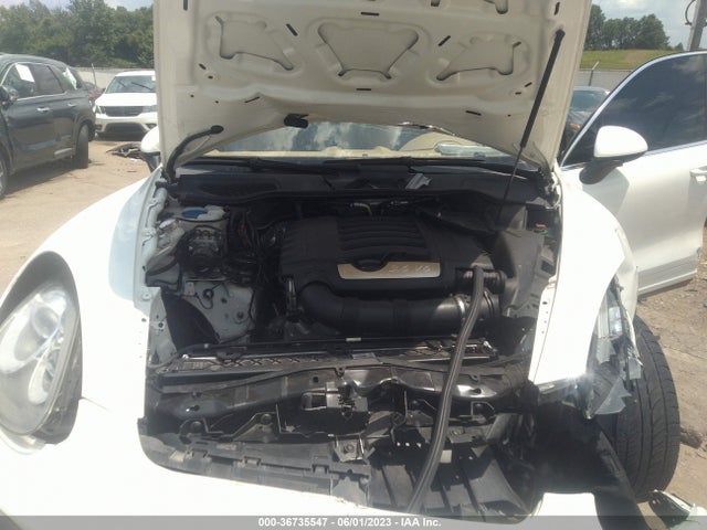 2011 PORSCHE CAYENNE WP1AA2A29BLA08725 Photo 9