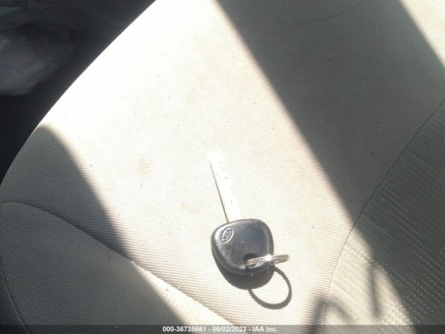 KNADM4A32G6670532 KIA RIO LX