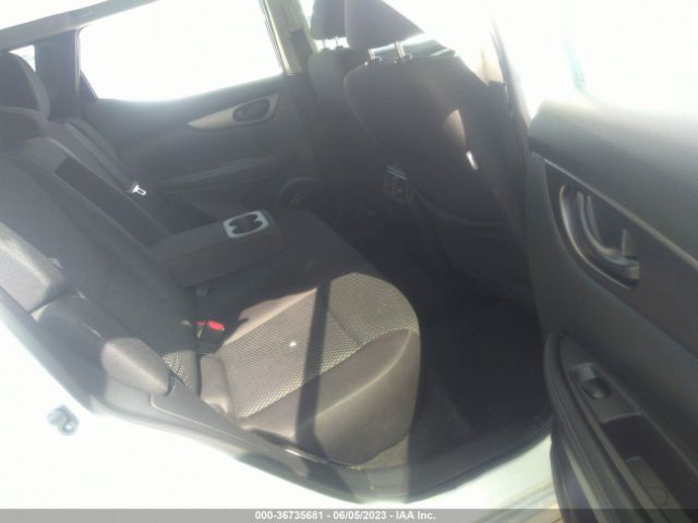JN1BJ1AVXMW308076 Nissan Rogue Sport S