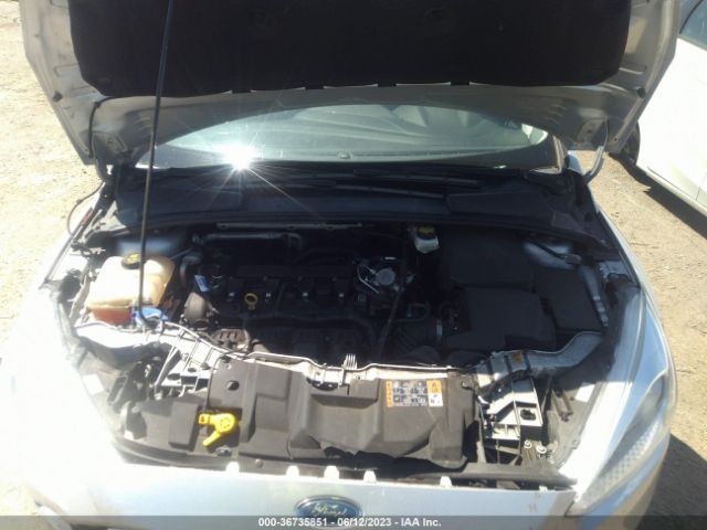 1FADP3F21HL348266 Ford FOCUS SE